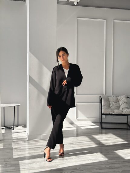 Костюм Modern Classic Suit